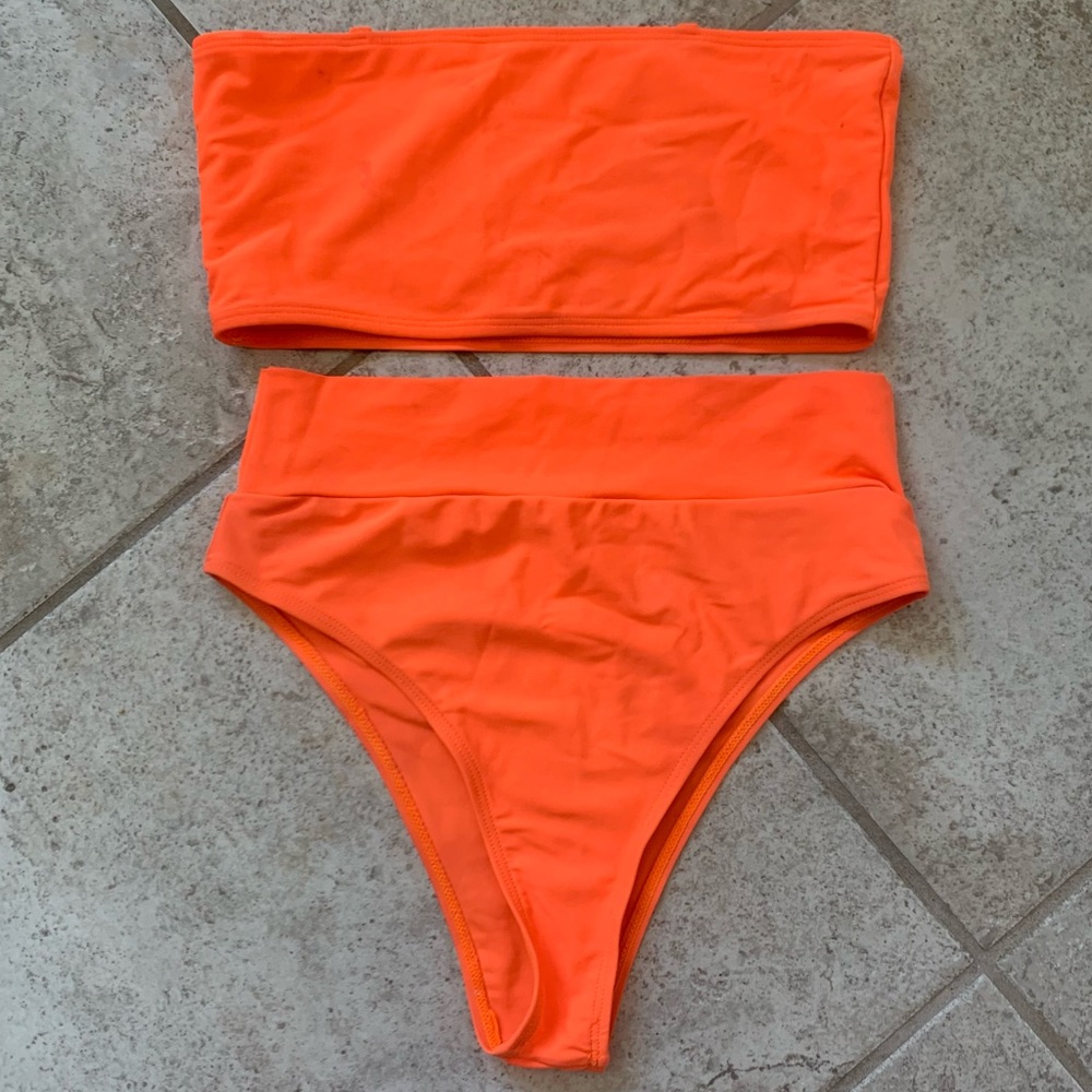 Strapless high waisted bikini